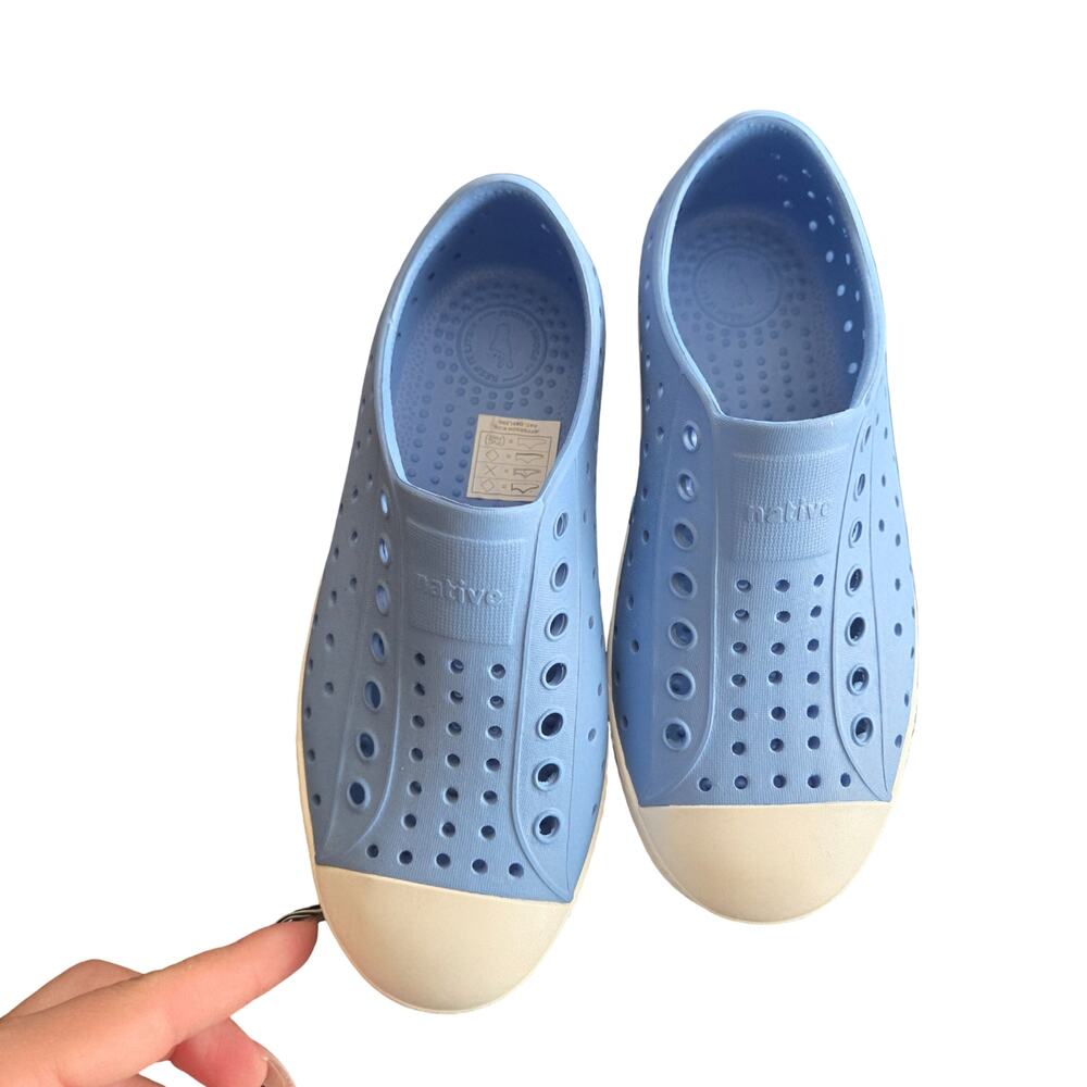 Native Kids Jefferson Blue Shoes Size: 12
